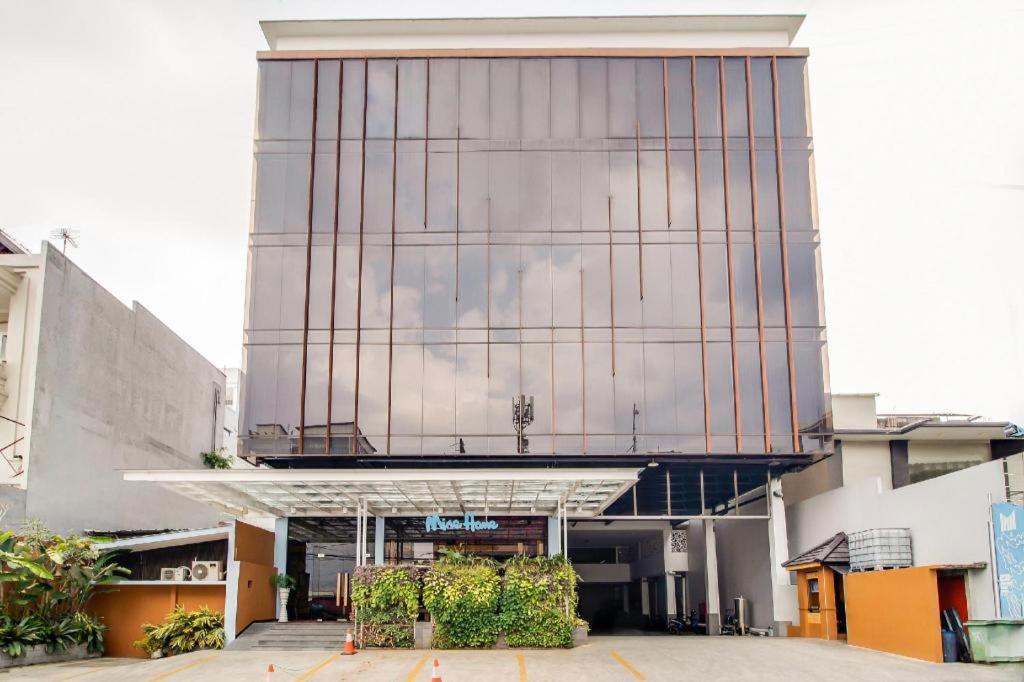 Mine Home Hotel By Sovia Bandung Exterior foto